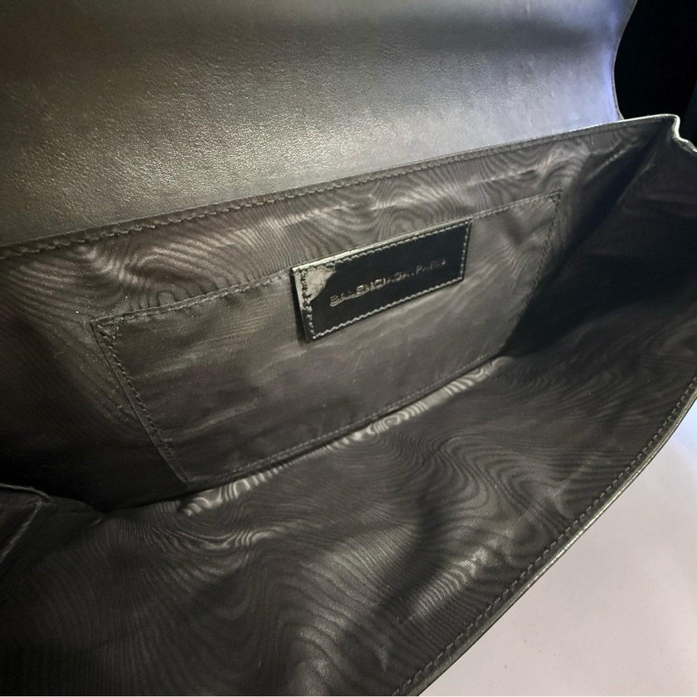 AUTH BALENCIAGA PATENT LEATHER BLACK CLUTCH BAG LONG SILVER LOCK + MIRROR DUSTER - Picture 10 of 16